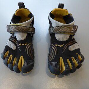 Vibram Komodo 41 W3681 Womens FiveFingers shoe